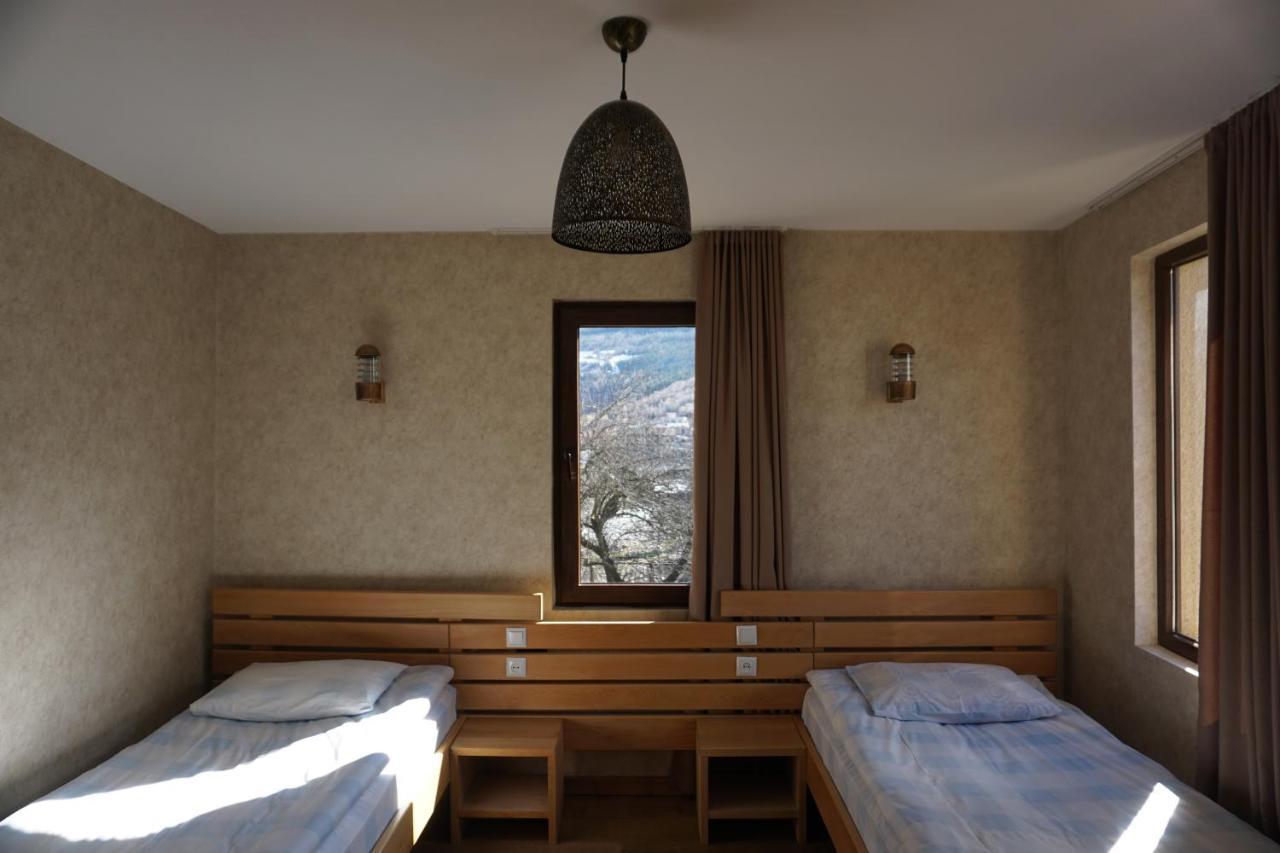 Mestia Panorama Luaran gambar